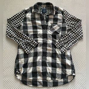 American Eagle Outfitters Plaid Jegging Shirt